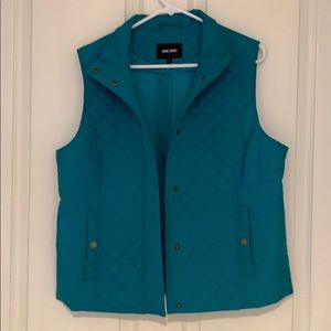Nine West teal women’s quilted vest